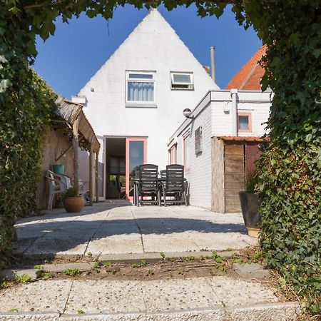 Home Sweet Home Breskens Bagian luar foto